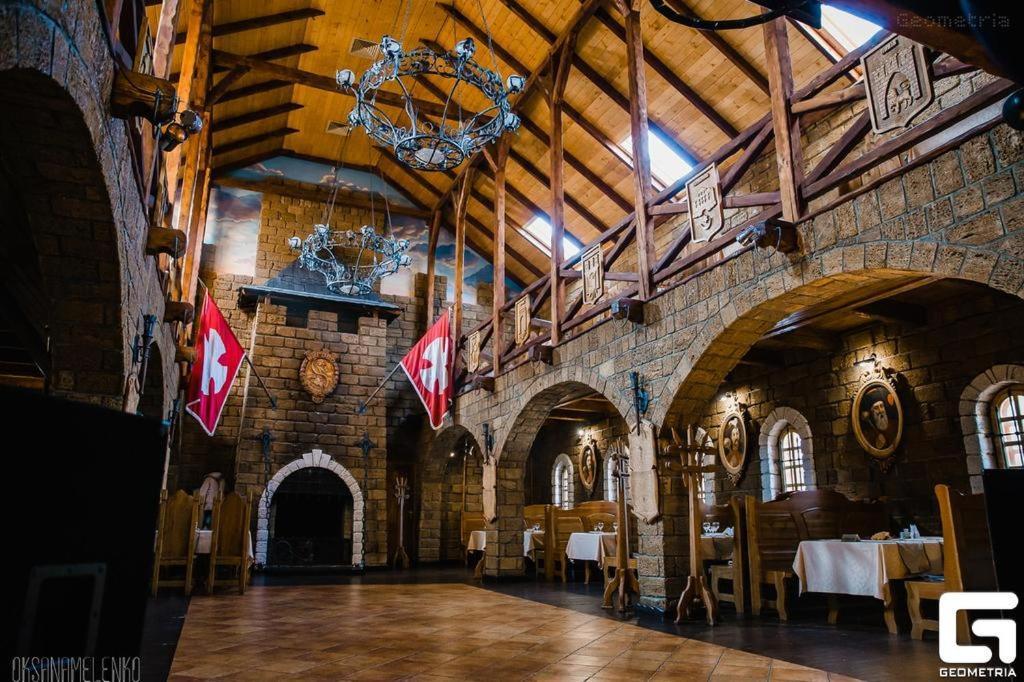Hotel Норіс Myhove Esterno foto
