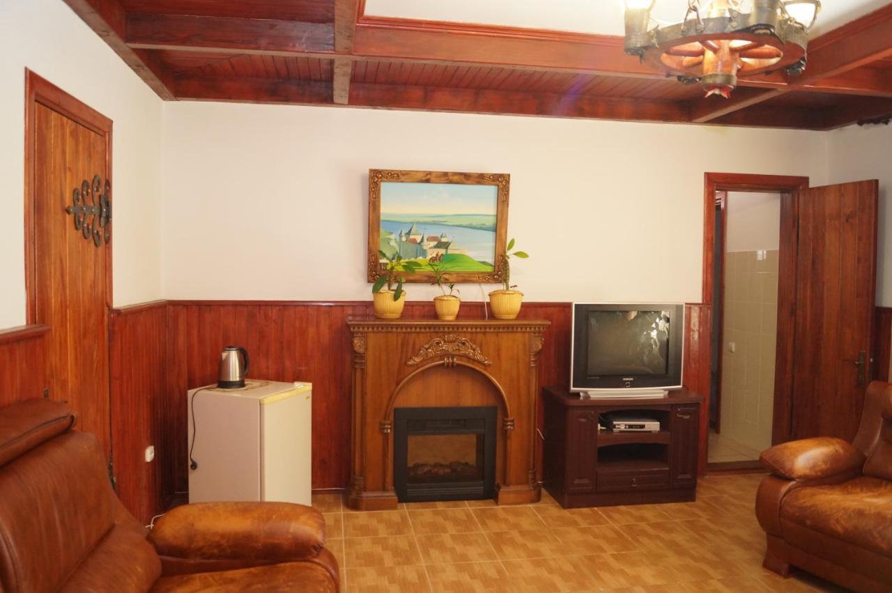 Hotel Норіс Myhove Esterno foto